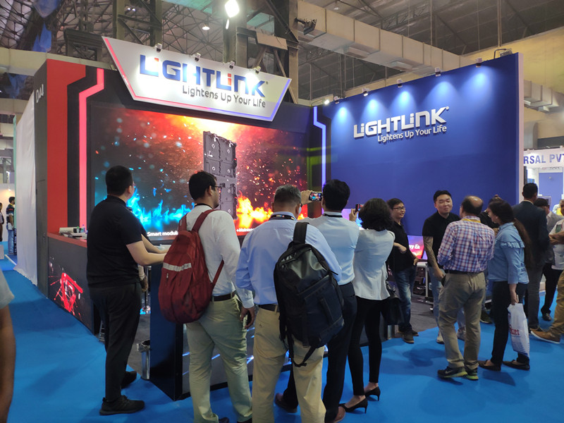 Unique E-sports LED solution goes on PALM EXPO with Lightlink advanced products