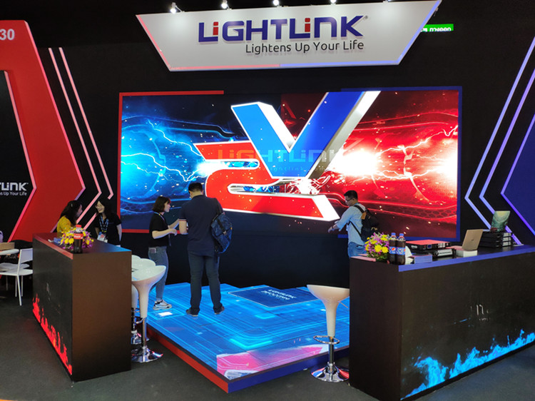 ENJOY E-SPORT HURRICANE - Lightlink design a creative stand at IFSEA to showcase advanced LED technology